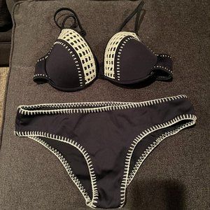Victoria's Secret black and cream bikini
